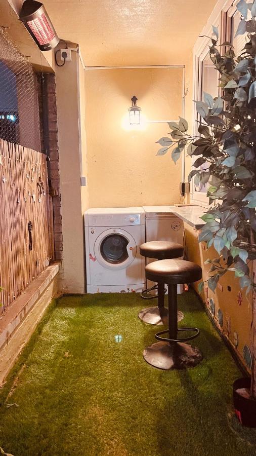 Lovely 1-Bedroom Property With Balcony In West End Glasgow Ngoại thất bức ảnh
