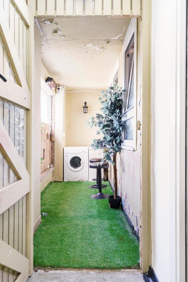 Lovely 1-Bedroom Property With Balcony In West End Glasgow Ngoại thất bức ảnh