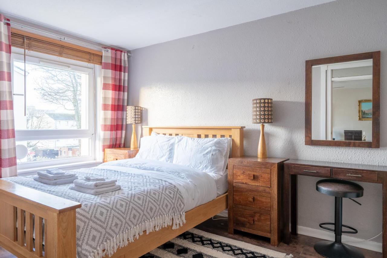 Lovely 1-Bedroom Property With Balcony In West End Glasgow Ngoại thất bức ảnh